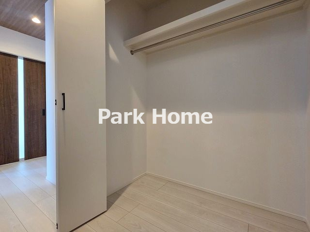 高知市高見町 2期2棟2 新築戸建ての収納|１F：ホール