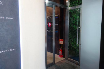 NANEI福島ビルのエントランス|エントランスです