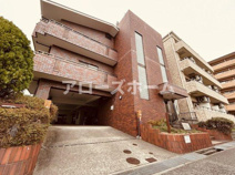 フィールドクレインの画像