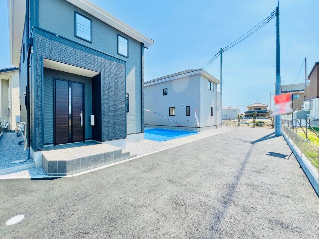 前橋市総社町植野の前面道路含む現地写真|閑静な住宅街◎車の通りも少ないので駐車もスムーズに楽々！！