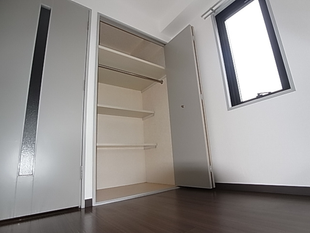 神戸市長田区久保町３丁目の賃貸マンションの収納|クローゼット