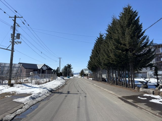 【前面道路含む現地写真】の画像