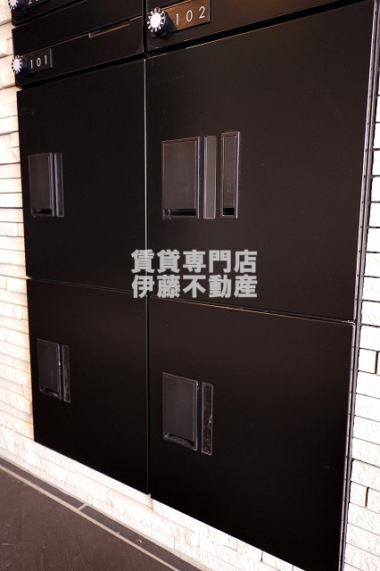 Celenest浄心のロビー|宅配ボックス