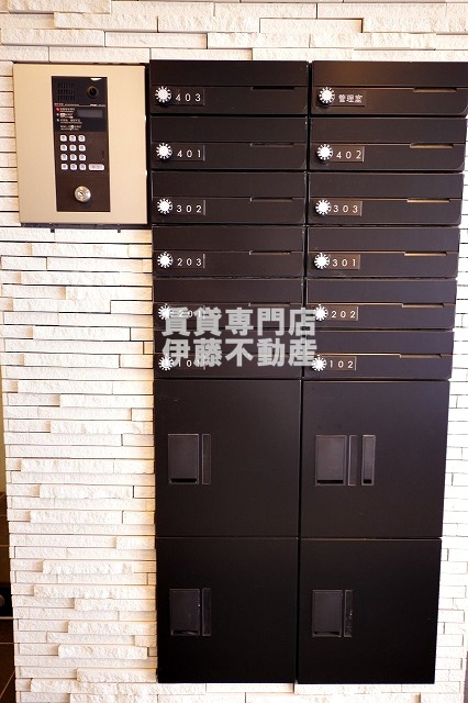 Celenest浄心のエントランス|オートロック