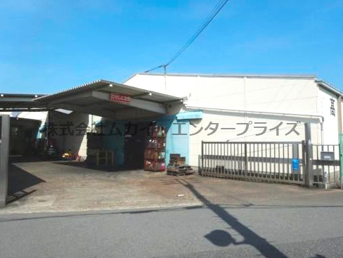 和泉市箕形町　倉庫の外観|落ち着いた雰囲気の外観です