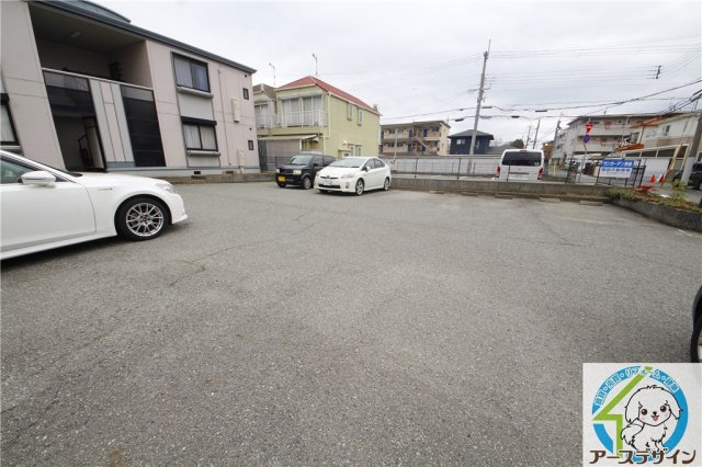 サンガーデン浄泉　東棟の駐車場