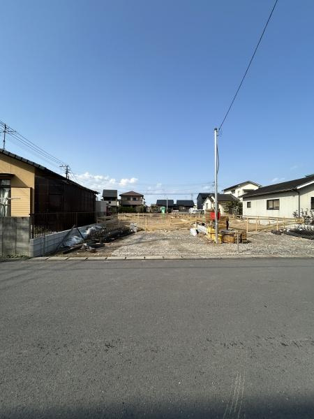 森第7-4号棟の前面道路含む現地写真|2025年3月撮影