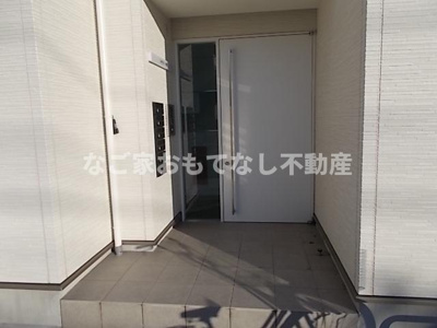 【エントランス】 | レガリスト新富（REGALEST新富）