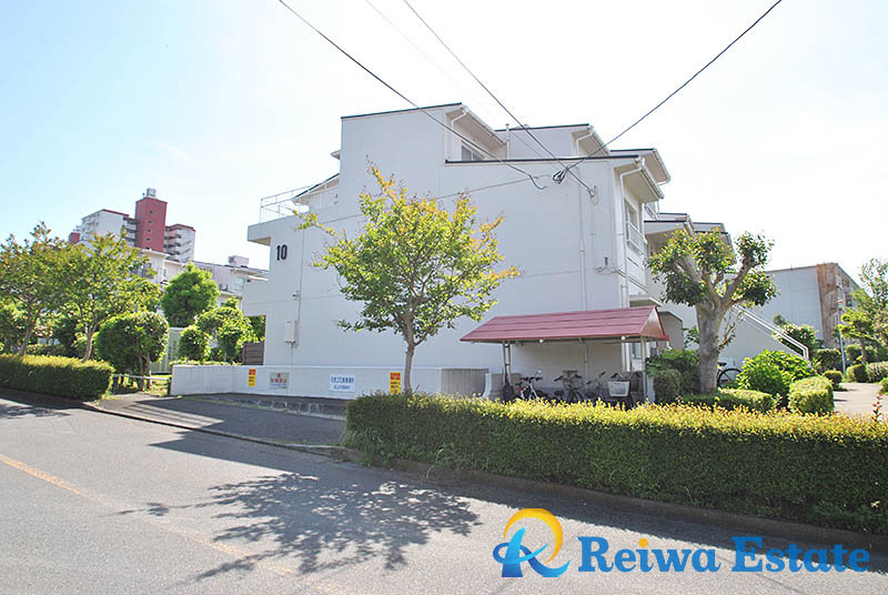 湘南ライフタウン城山住宅　10号棟の外観