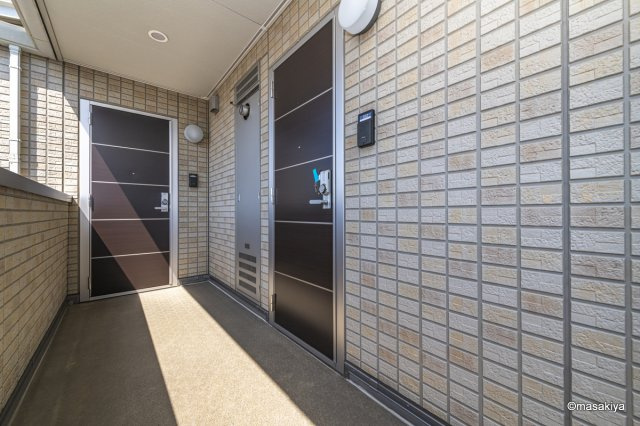 エスペランサ稲葉のエントランス