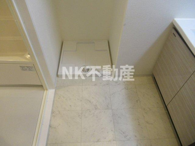 【洗面所】 | Grand Paseo south（グランパセオサウス）（河内永和賃貸） | ゆったりとスペースのある洗面所