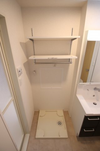 【設備】 | グランフォレスト  | 室内洗濯機置き場