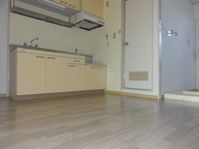 沢屋コーポの内装