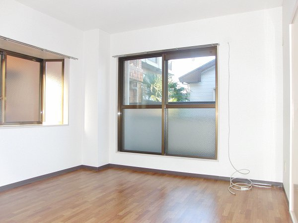 Ｙ＆Ｍハイツの居間・リビング