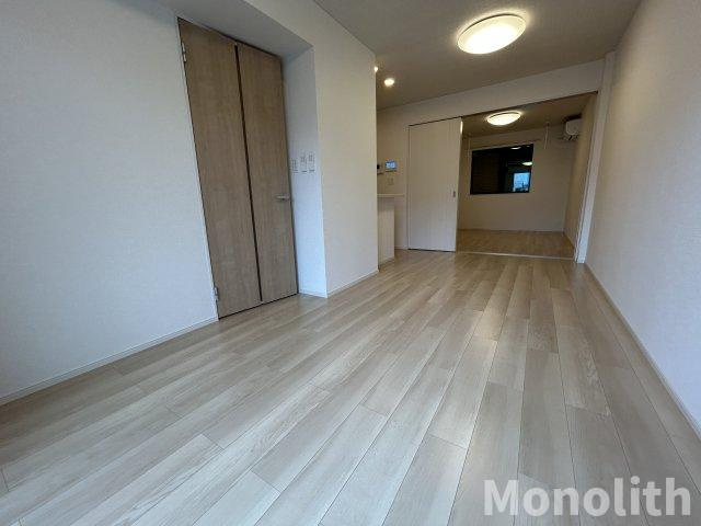 フォンターナ西大路の居間・リビング