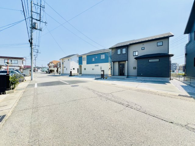 前橋市大友町の前面道路含む現地写真|閑静な住宅街◎車の通りも少ないので駐車もスムーズに楽々！！