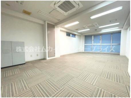 ダイヤビルディングの内装|きれいな内装です