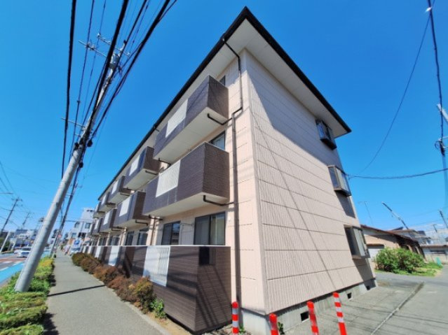 サン・ファミーユの外観|★駅又は現地待ち合わせでご案内が可能です★