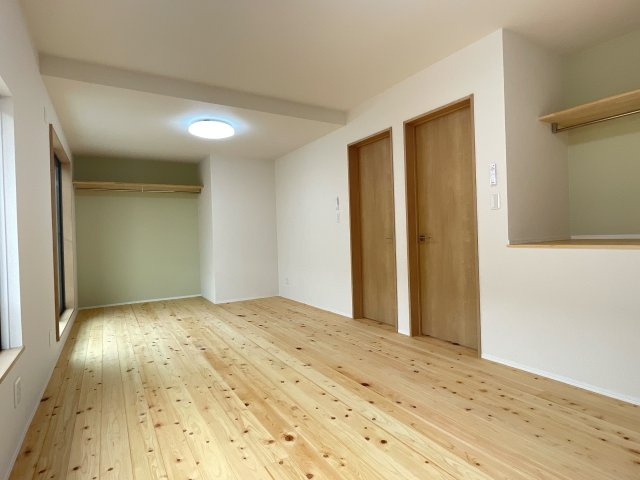 南手城町二丁目　戸建住宅の洋室