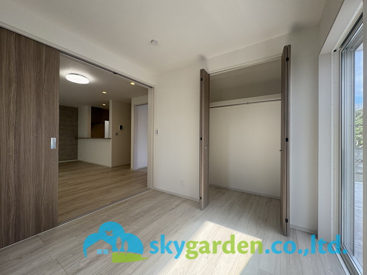 藤沢市高倉9期　新築戸建　全2棟2号棟の洋室|個人の部屋や寝室として使える洋室です