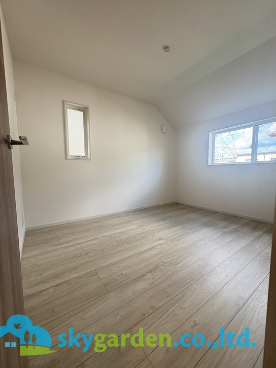 藤沢市高倉9期　新築戸建　全2棟2号棟の洋室