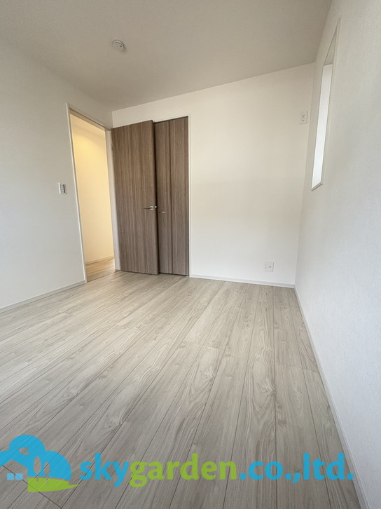 藤沢市高倉9期　新築戸建　全2棟2号棟の洋室