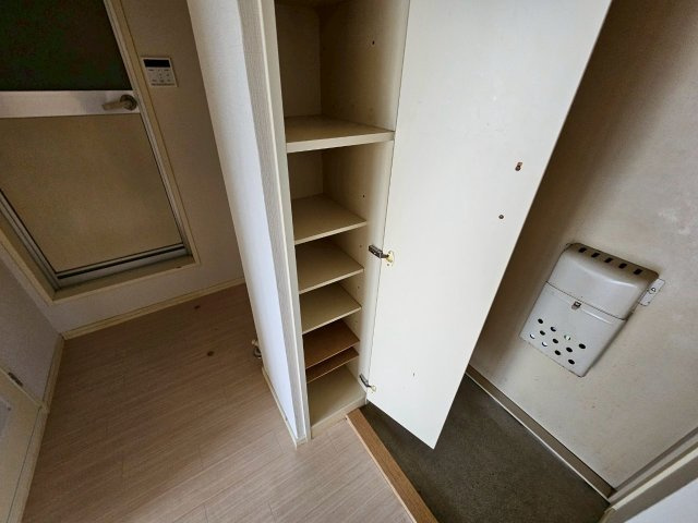 江川マンションの収納