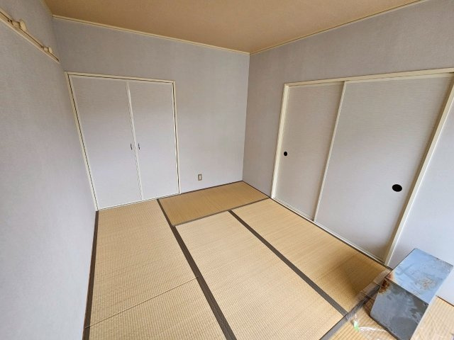 江川マンションの和室