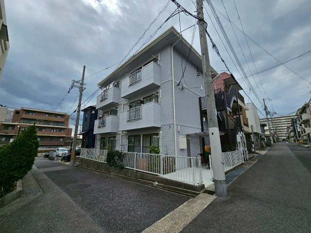 江川マンションの外観
