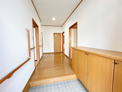 【玄関】 | 上里町七本木　中古住宅