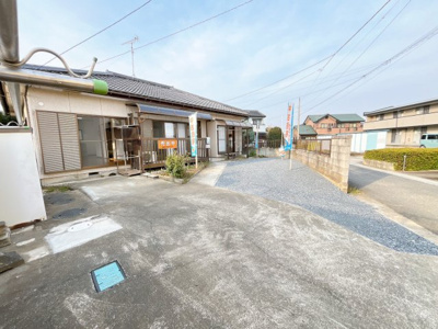 【駐車場】 | 上里町七本木　中古住宅