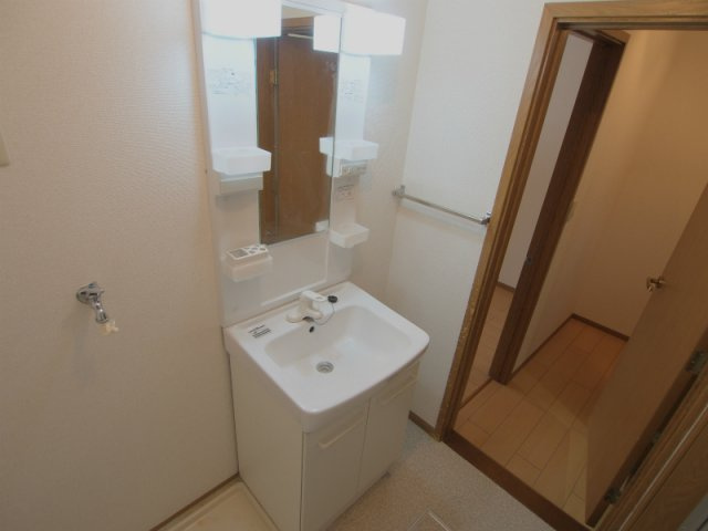 ニュークレストール光ケ丘の洗面所