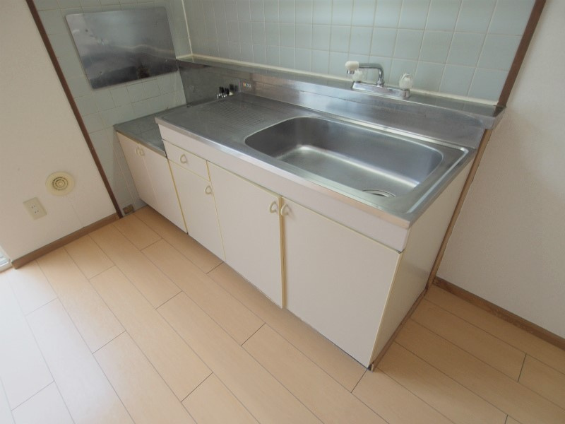 ニュークレストール光ケ丘のキッチン