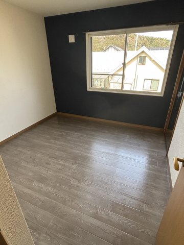 ヒーローマンション･椛の洋室