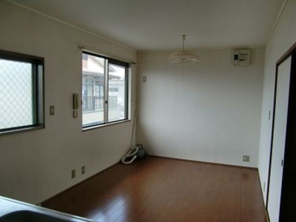 セジュールハイツの居間・リビング