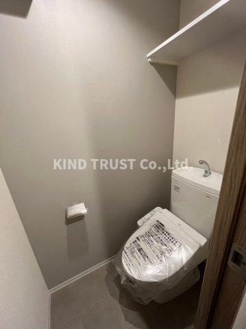 コンフォリア・リヴ南森町Ⅱのトイレ|ゆったりとした空間のトイレです