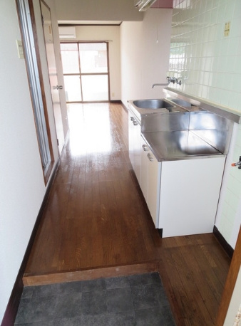 ヴィンテージの玄関|イメージ写真