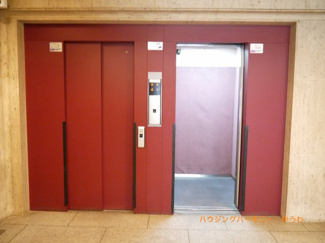 【その他共用部分】 | エレベーター２基で、忙しい時間帯も安心です。