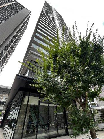 ブランズタワー御堂筋本町の外観