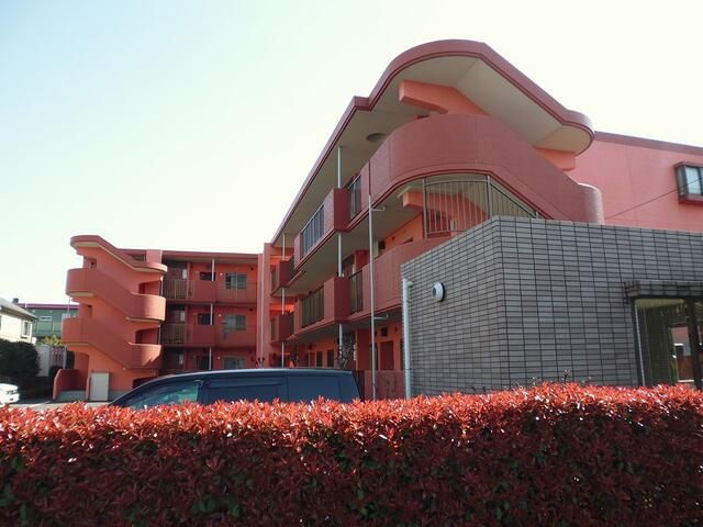 ヴェルドミールの外観