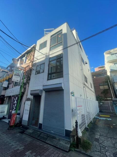 平塚ビルの外観