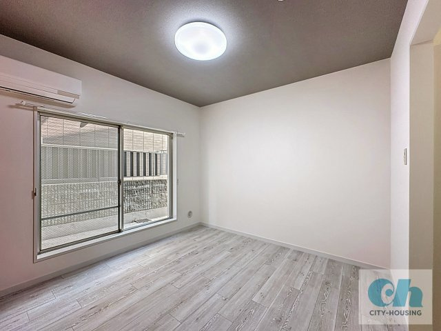 スペース矢口 102号室の玄関