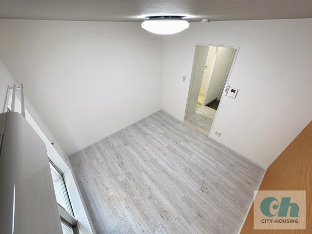 スペース矢口 102号室の居間・リビング