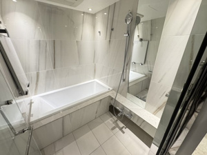 【浴室】 | 高級感のある広々としたバスルーム
2025年3月27日撮影