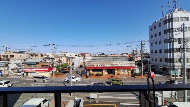 ハーノック大宮の玄関