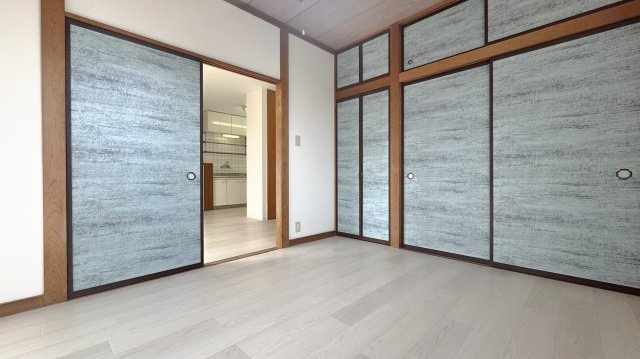 ワールド21の洋室