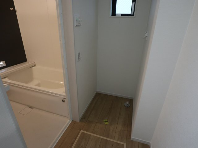 【ランドリースペース】 | 《仲介手数料無料》浦和区大東２丁目29-17(1号棟)新築一戸建てケイアイグレース | 撮影日 2025年7月3日 17：15 晴れ