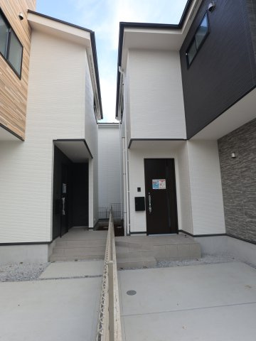 【外観】 | 《仲介手数料無料》浦和区大東２丁目29-17(1号棟)新築一戸建てケイアイグレース | 撮影日 2025年7月3日 17：15 晴れ