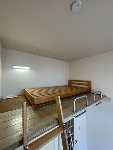 レオパレス白糸の寝室