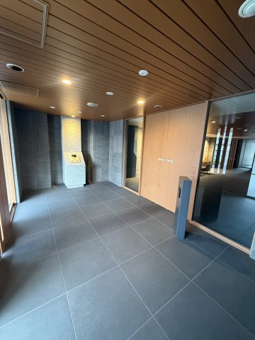 アルファステイツ一条のエントランス|オートロック有